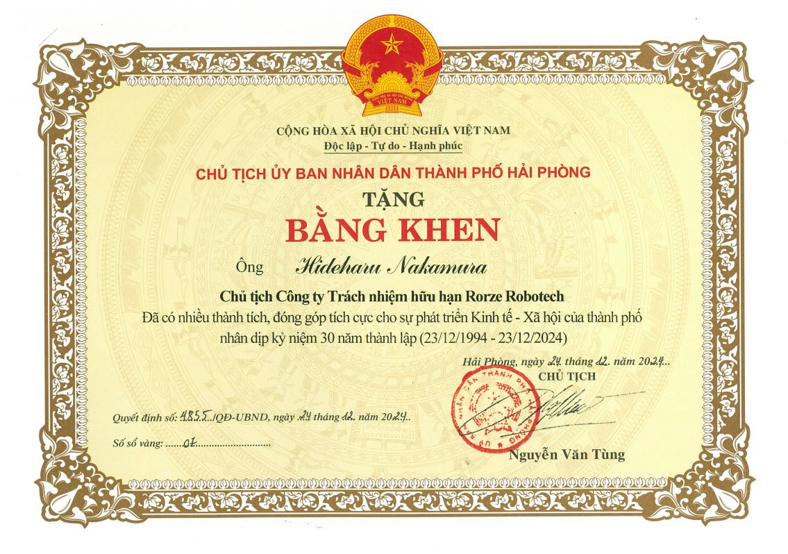 Chairman of Rorze Robotech Co., Ltd. – Mr. Hideharu Nakamura received a certificate of merit from the Chairman of Hai Phong City People’s Committee